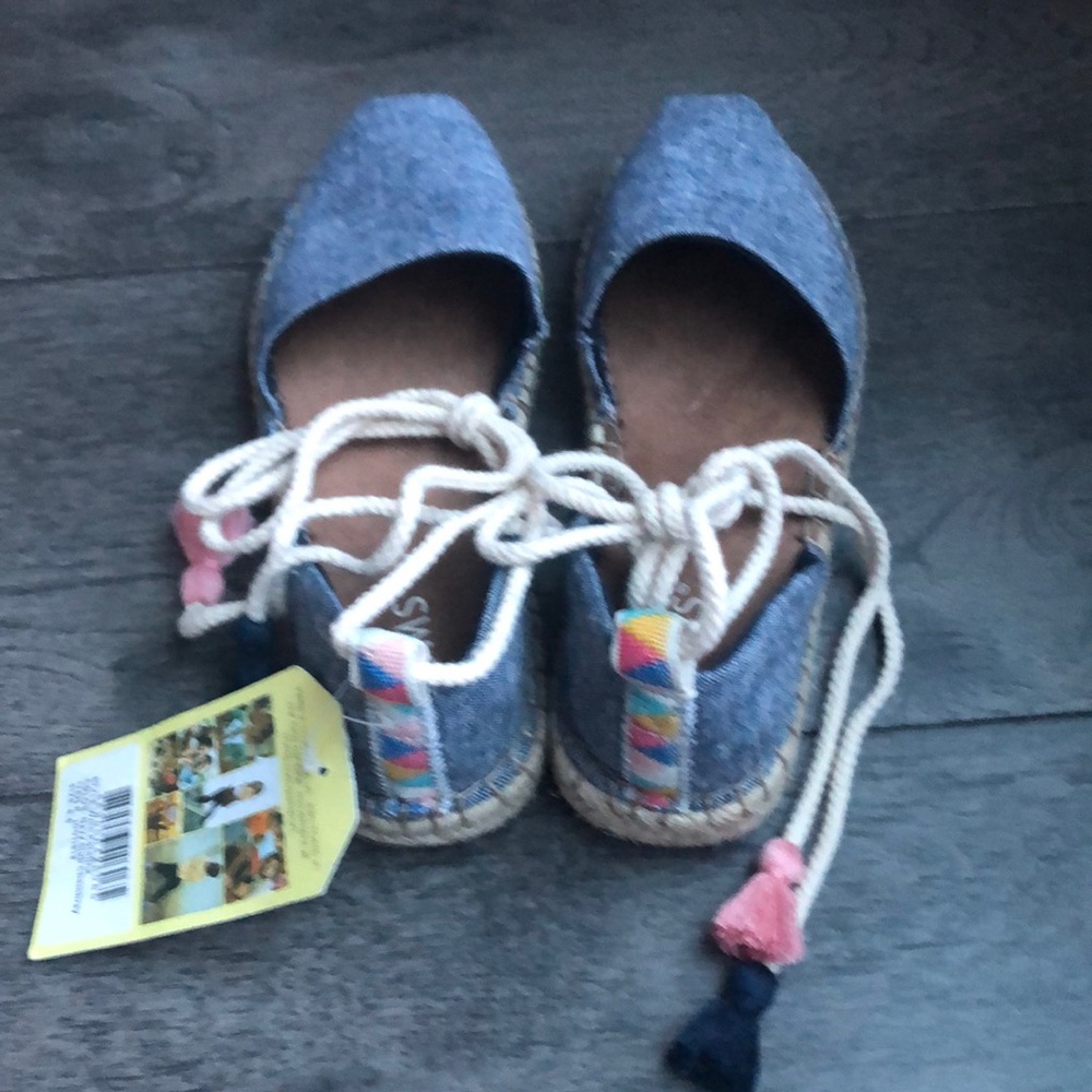 TOMS Woman’s Blue  Katalina espadrilles. - Picture 4 of 8